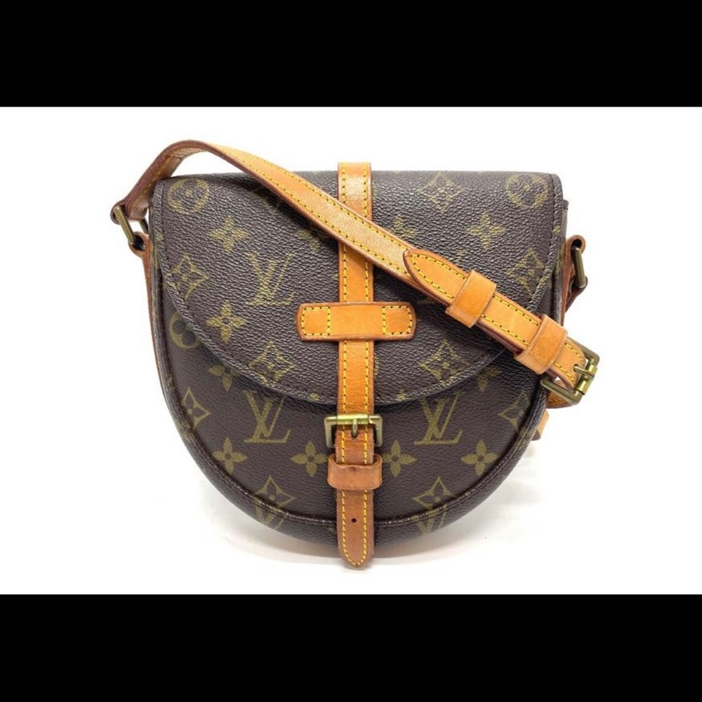 Louis Vuitton
Crossbody Pochette M40646 Monogram Shanti Pm Shoulder Bag